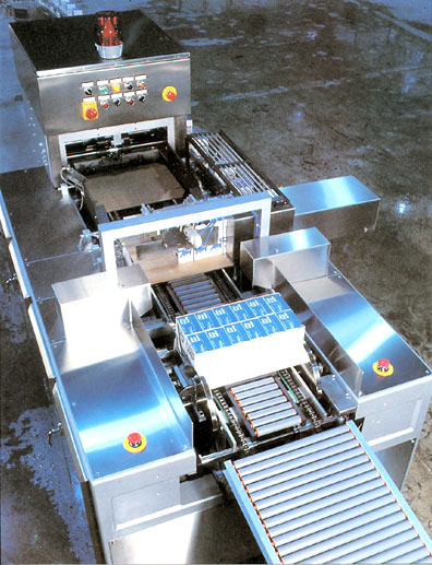 利樂(lè)包滾筒輸送機(jī)